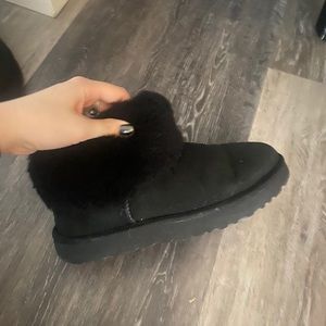 Ugg classic fluff boot